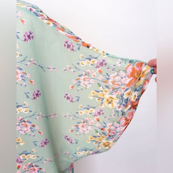 Lovers + Friends Lovebirds Floral Kimono Jacket Size Large - Picture 9 of 14